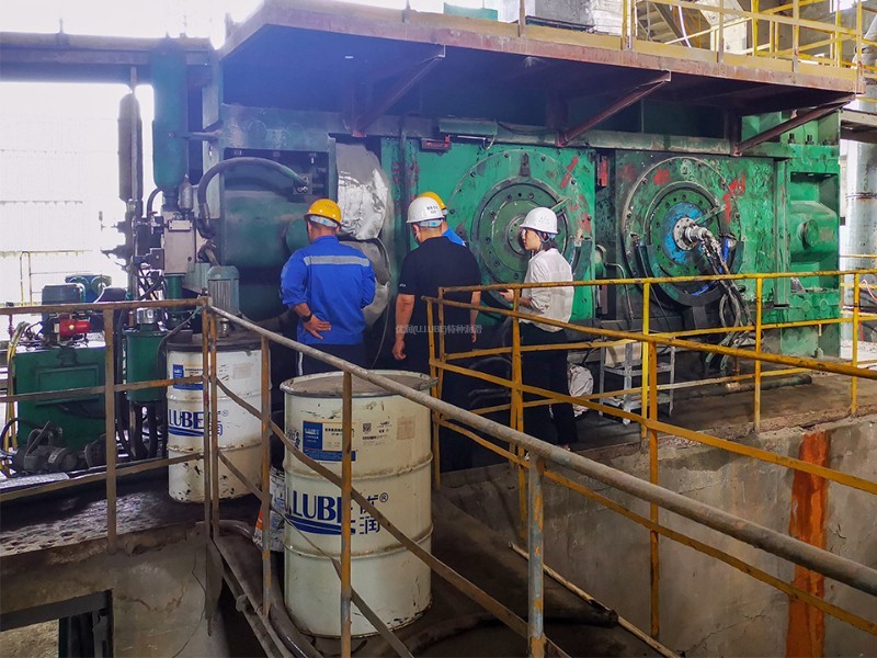 U.LUBE team on-site service, roller press / high-pressure roller mill equipment inspection, installation of automatic lubrication system, the use of U.LUBE roller press special grease_U.LUBE® Special Lubrication